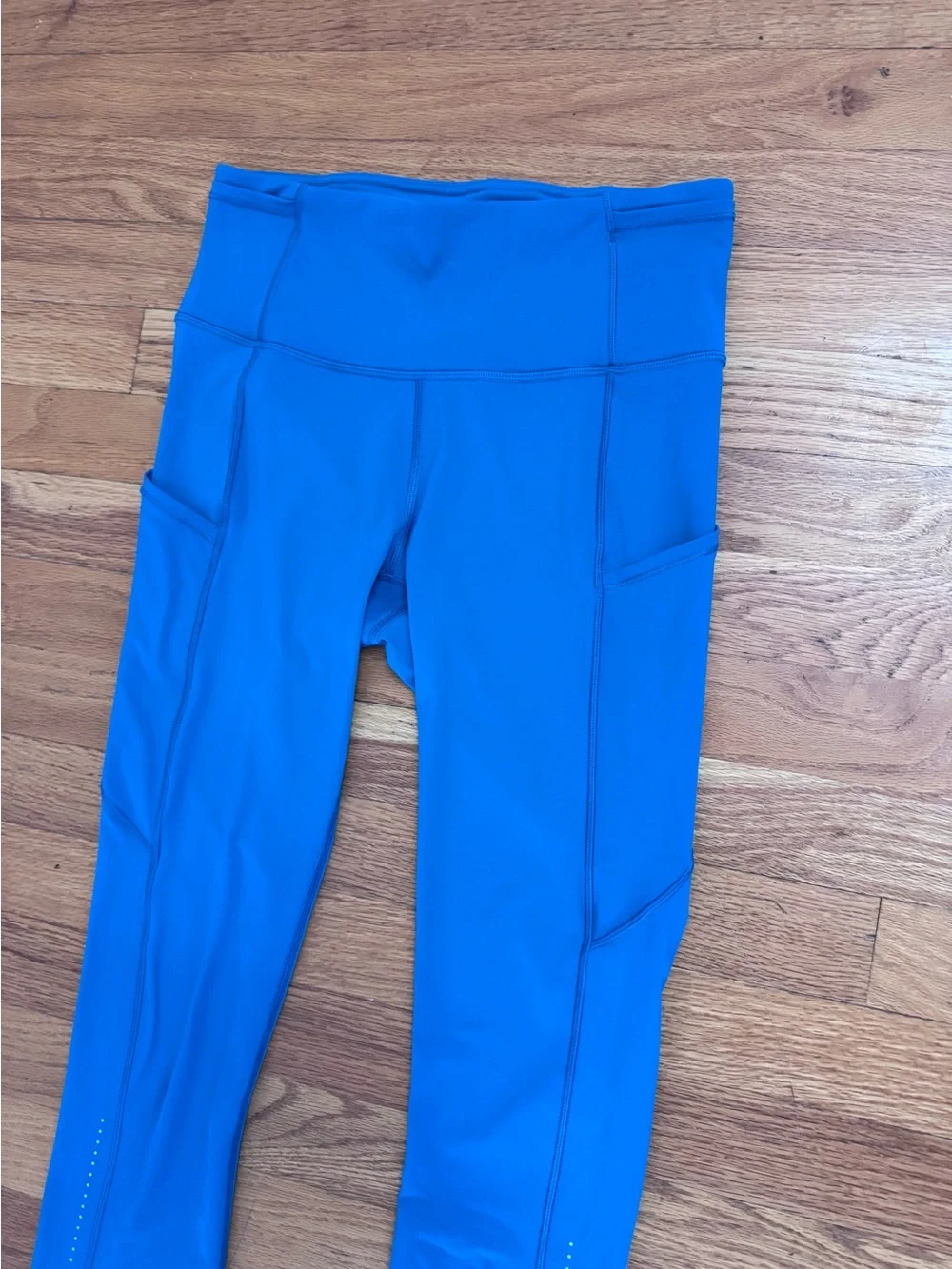 Lululemon Fast & Free Crop Nulux 19” Legging Women’s 6 Capri Blue